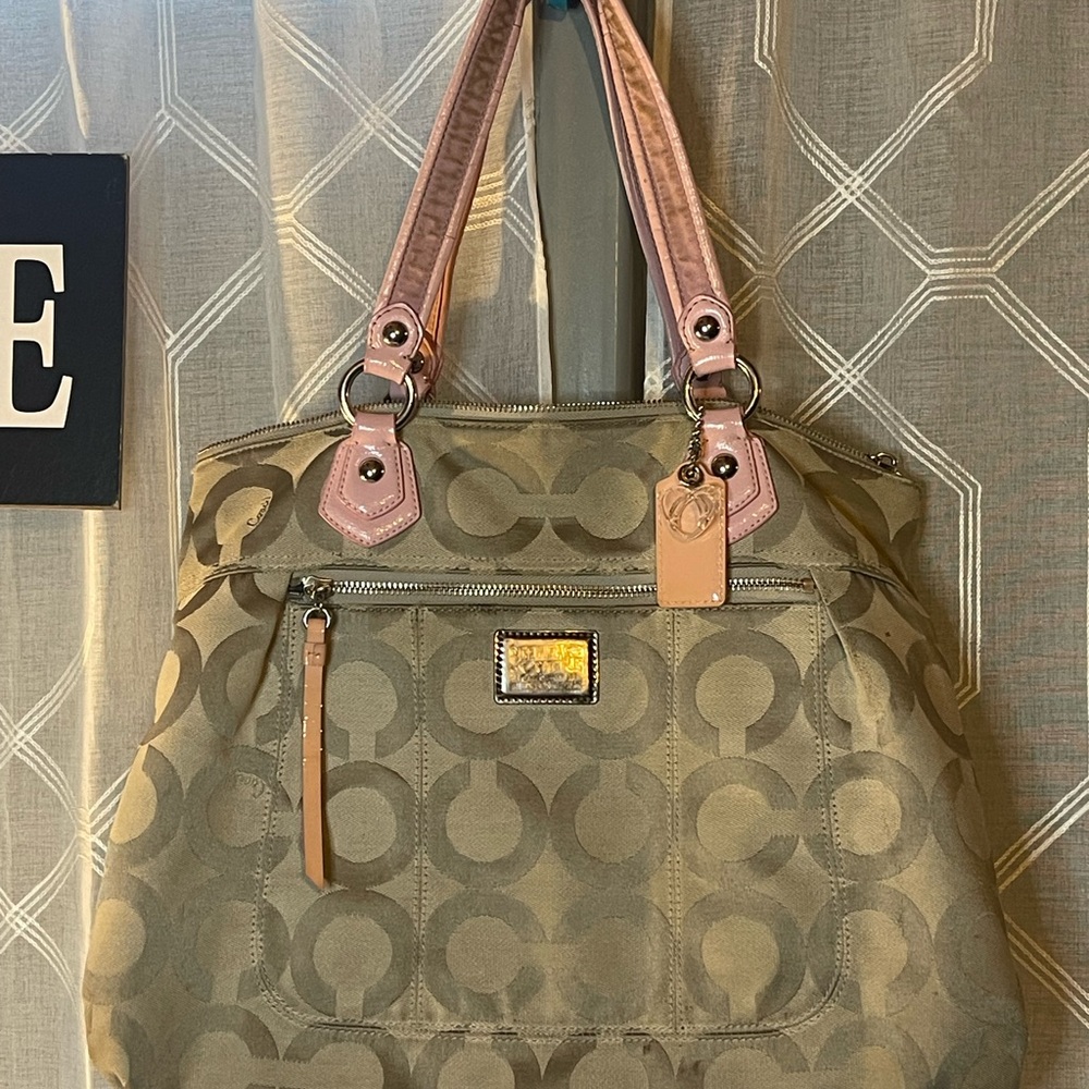 Coach Stylish Tan and Pink Women's Bag